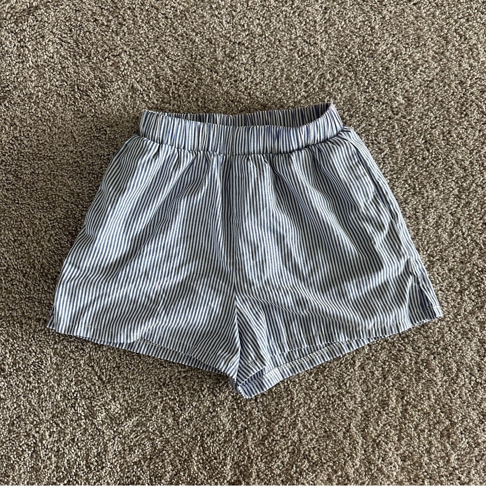 SHEIN— High Waist Stripe Shorts